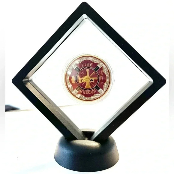 Challenge Coin W/ 3D Case - Picture 1 of 2